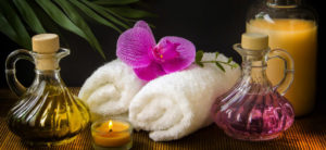 Scopri la terapia del candle massage